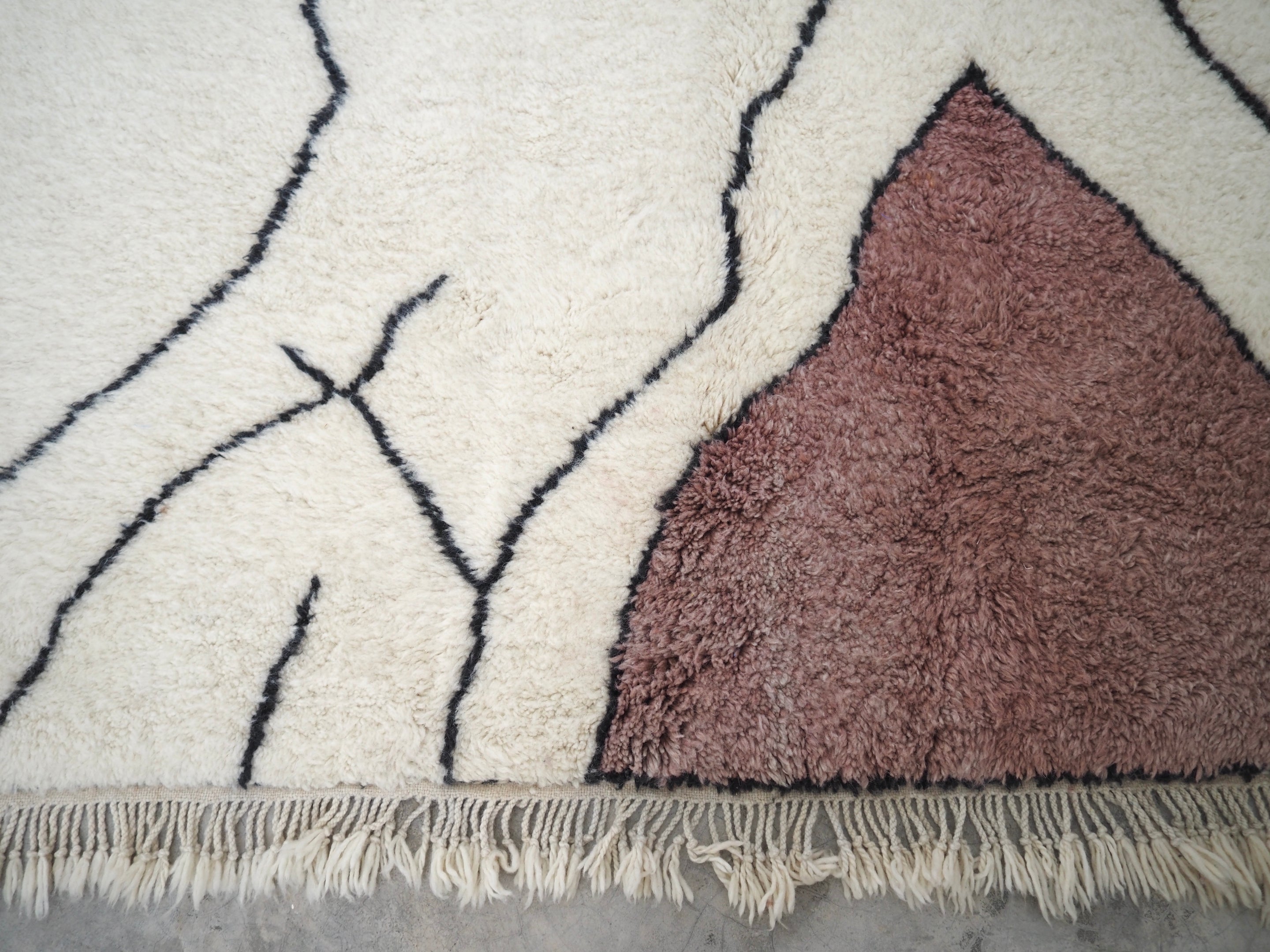 Fluffy Woven Rug Fattih