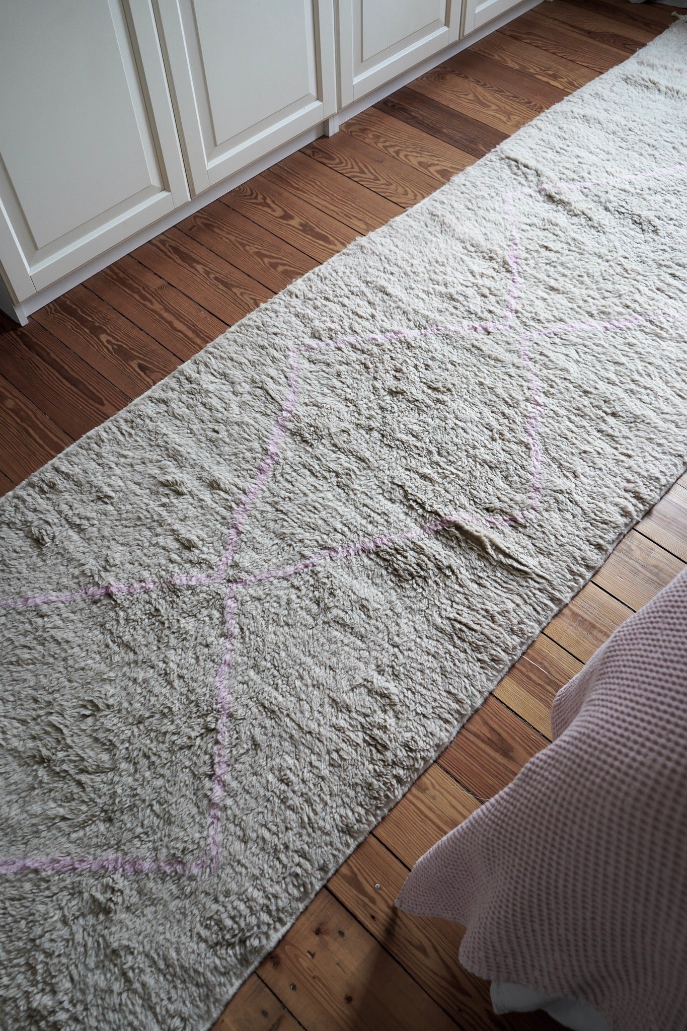 Fluffy Woven Rug The Pink Diamond