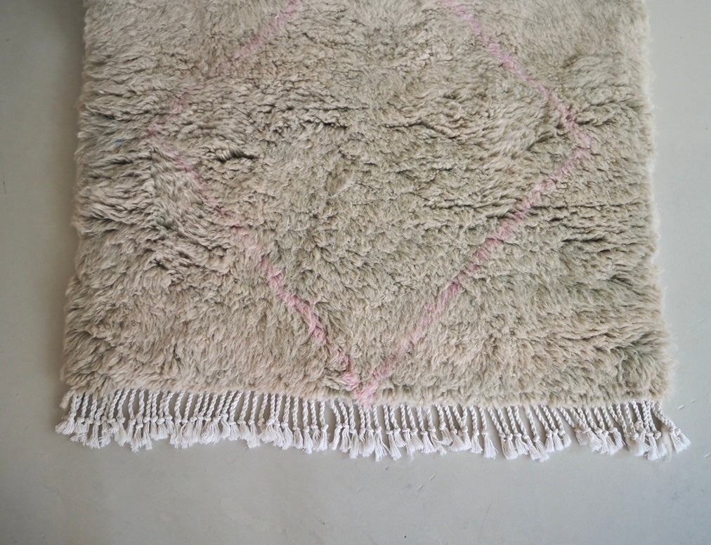 Fluffy Woven Rug The Pink Diamond