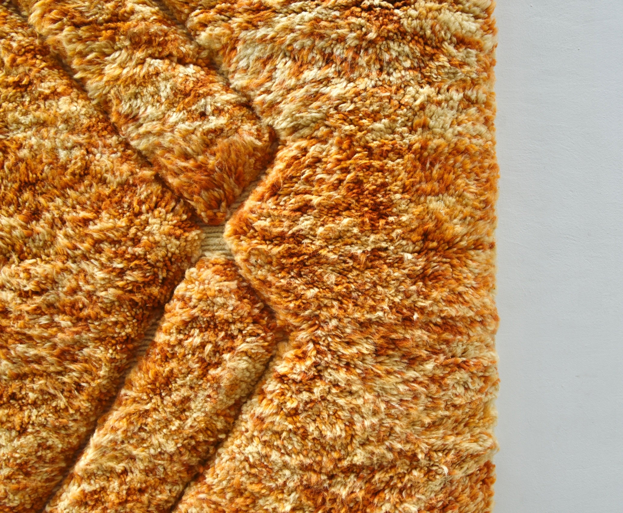 Fluffy Woven Rug Itto