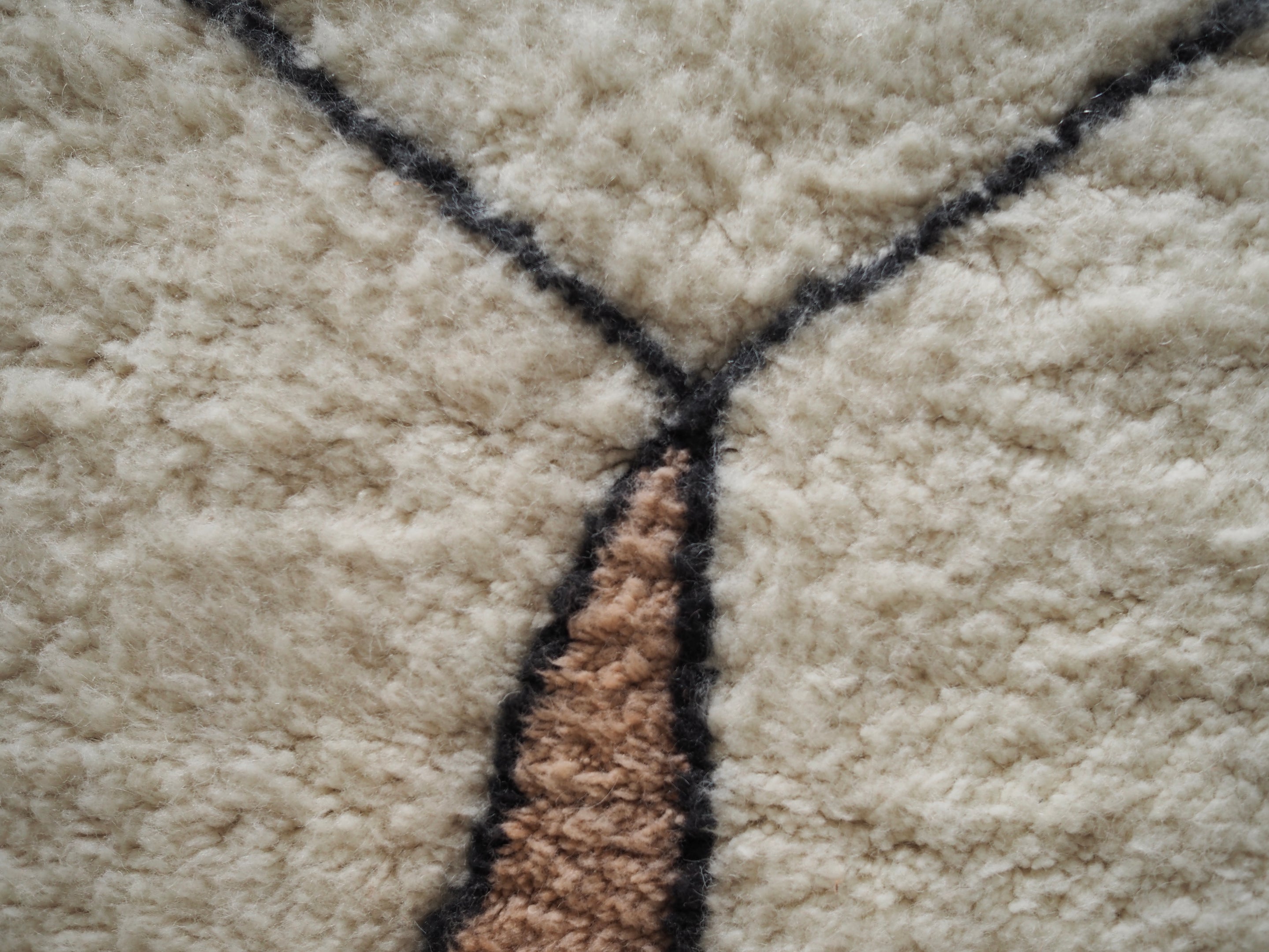 Fluffy Woven Rug Fattih