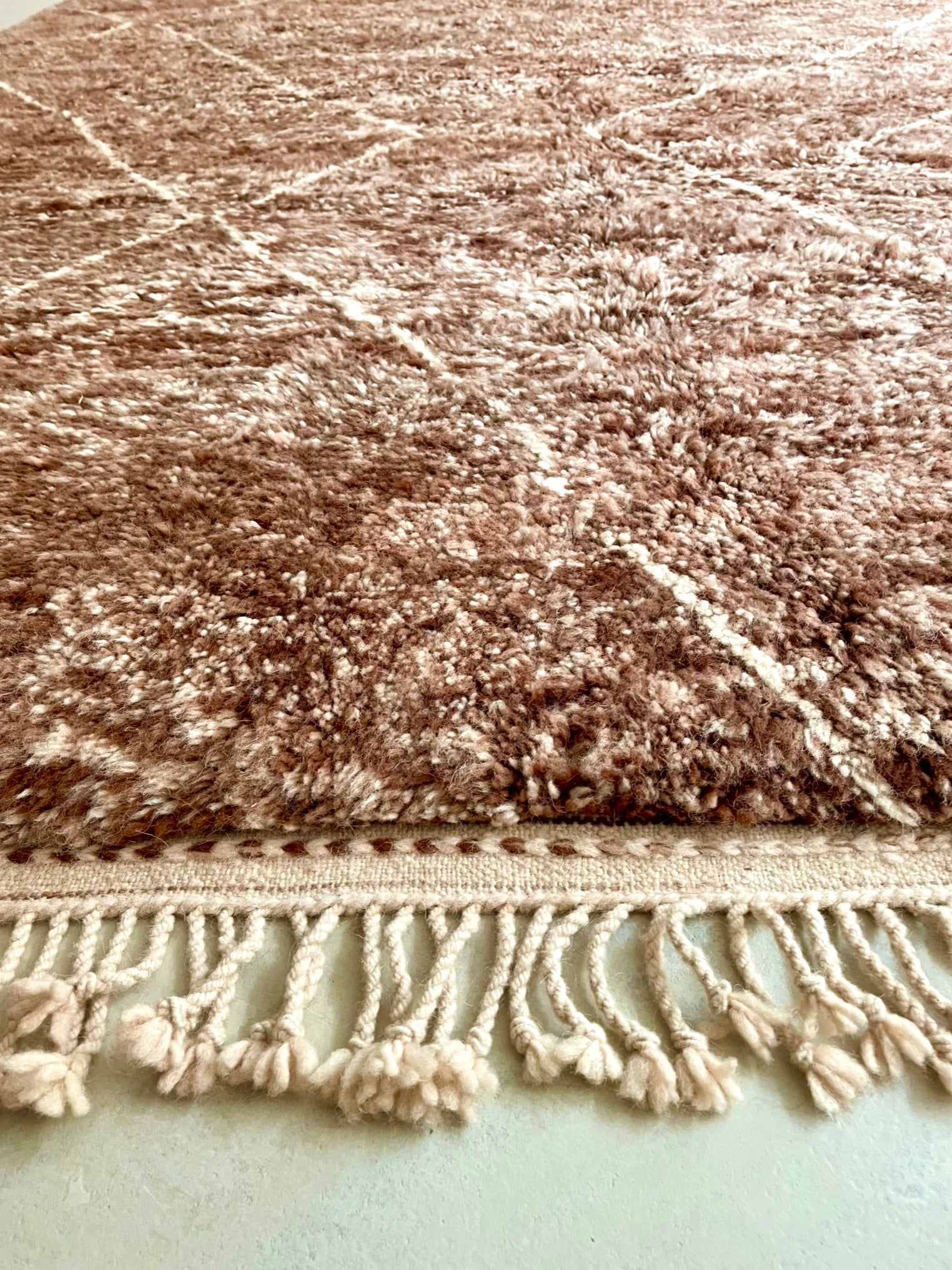 Fluffy Woven Rug Itto