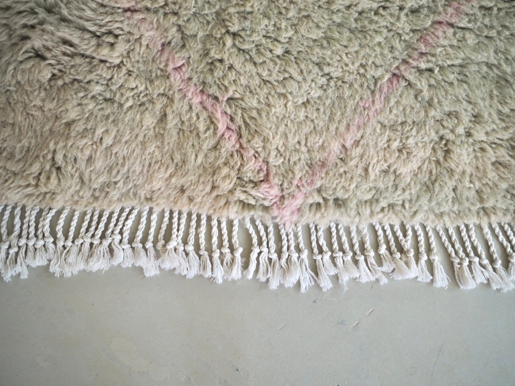 Fluffy Woven Rug The Pink Diamond