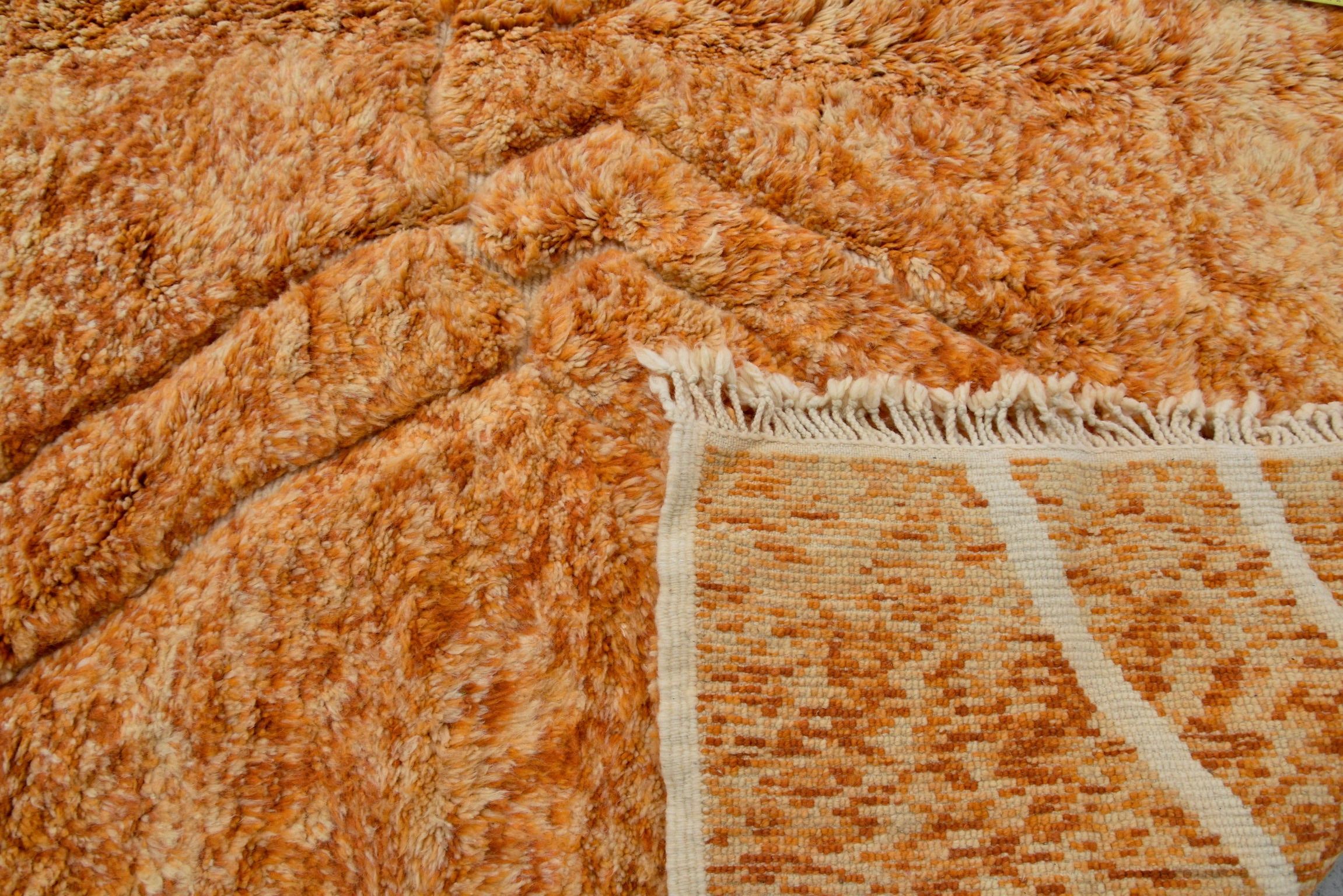 Fluffy Woven Rug Itto