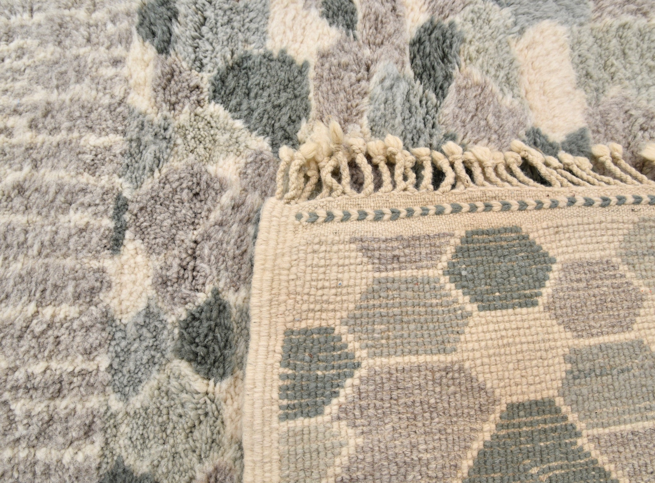 Fluffy Woven Rug Tizizua