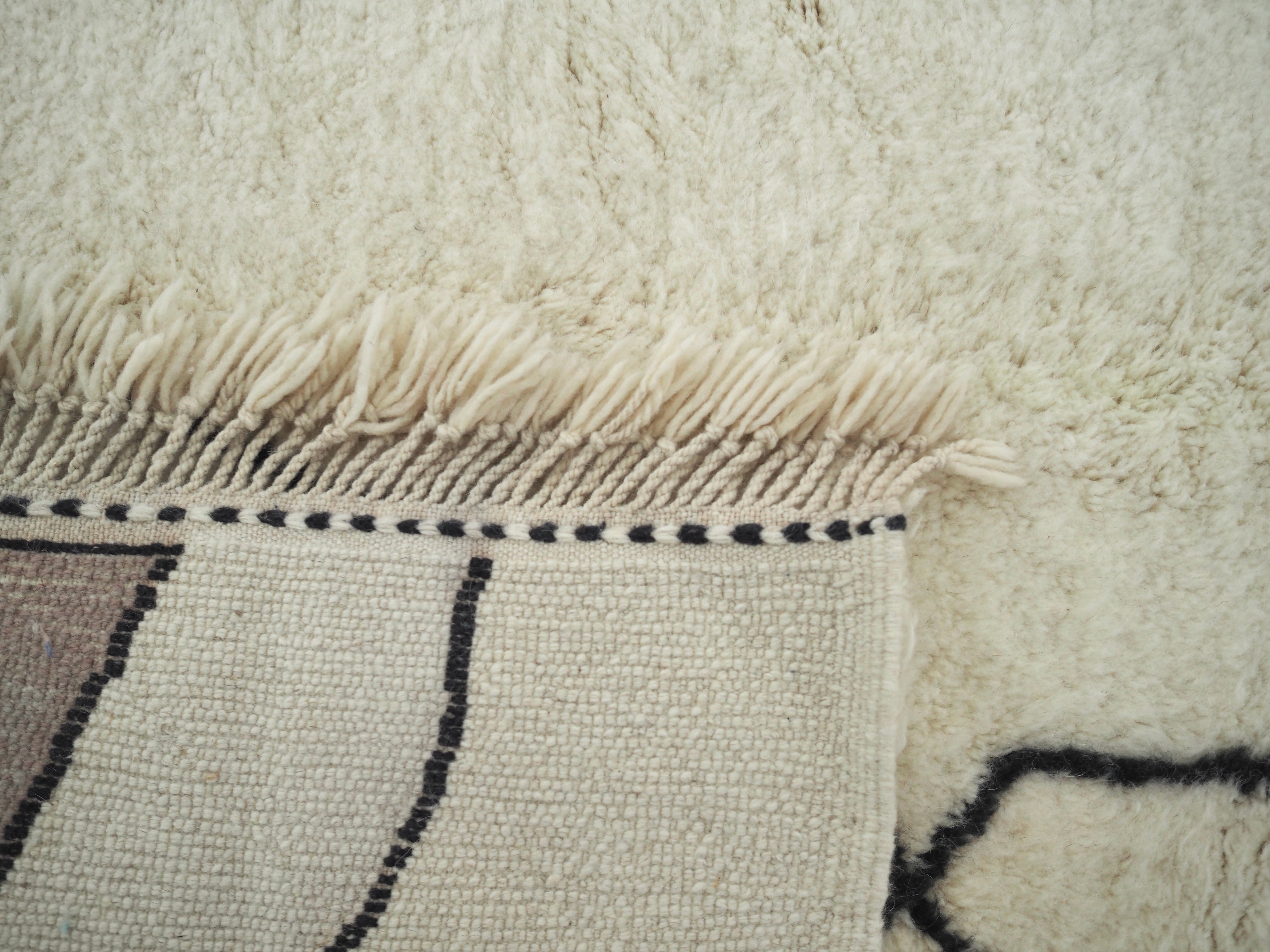 Fluffy Woven Rug Fattih – The Weavery Shop