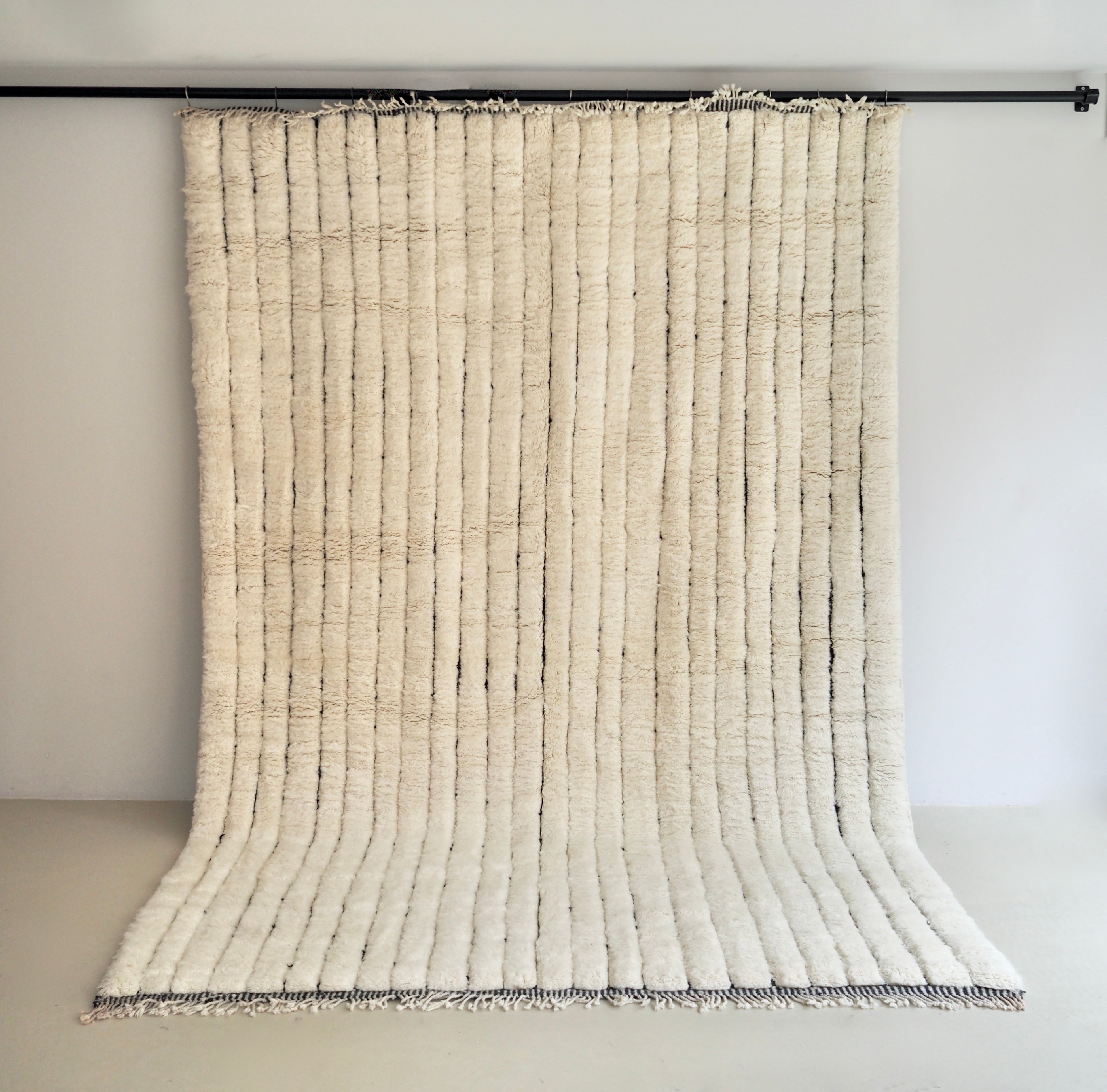 Fluffy Woven Rug Zohra – The Weavery Shop