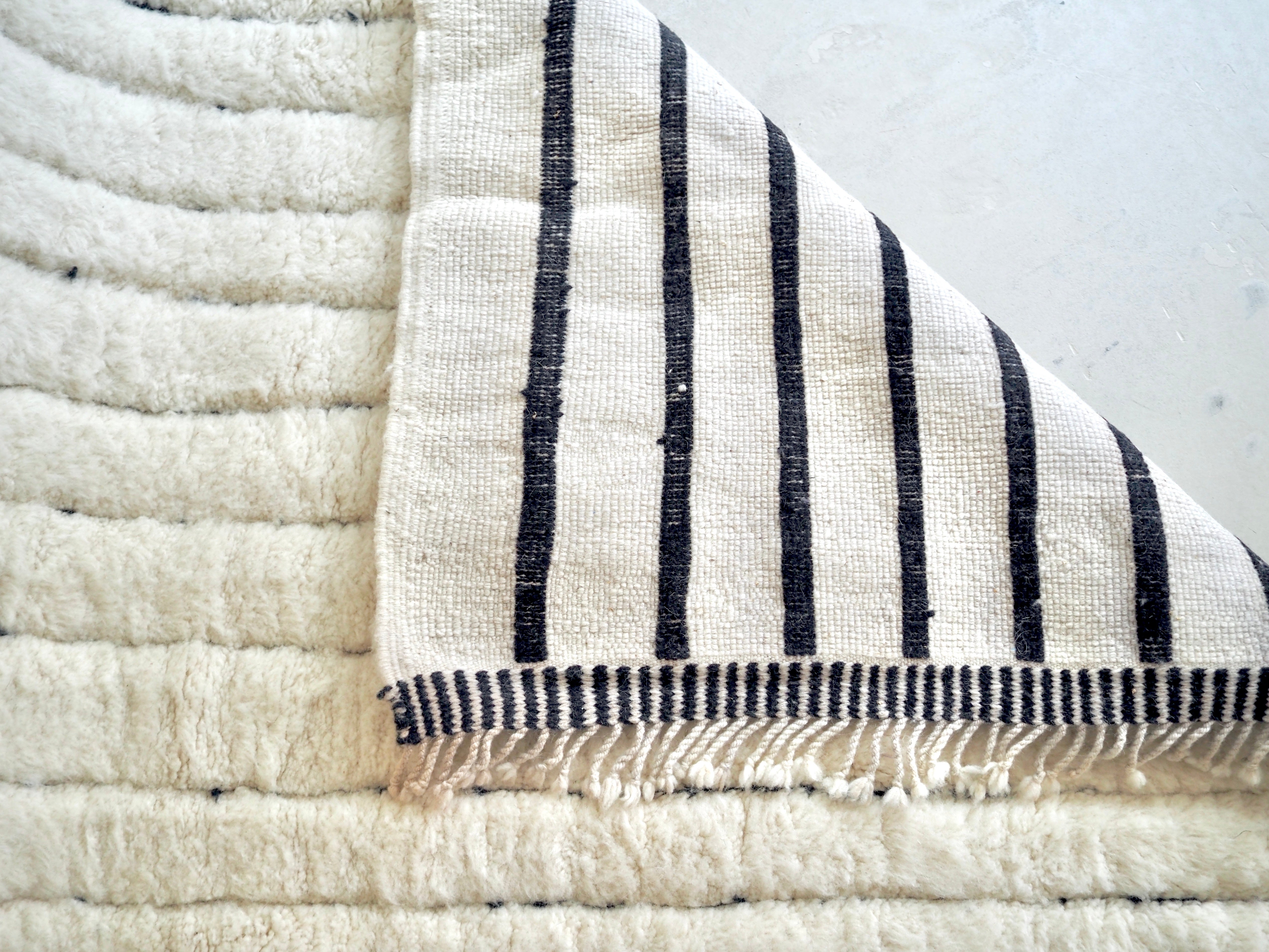 Fluffy Woven Rug Zohra – The Weavery Shop