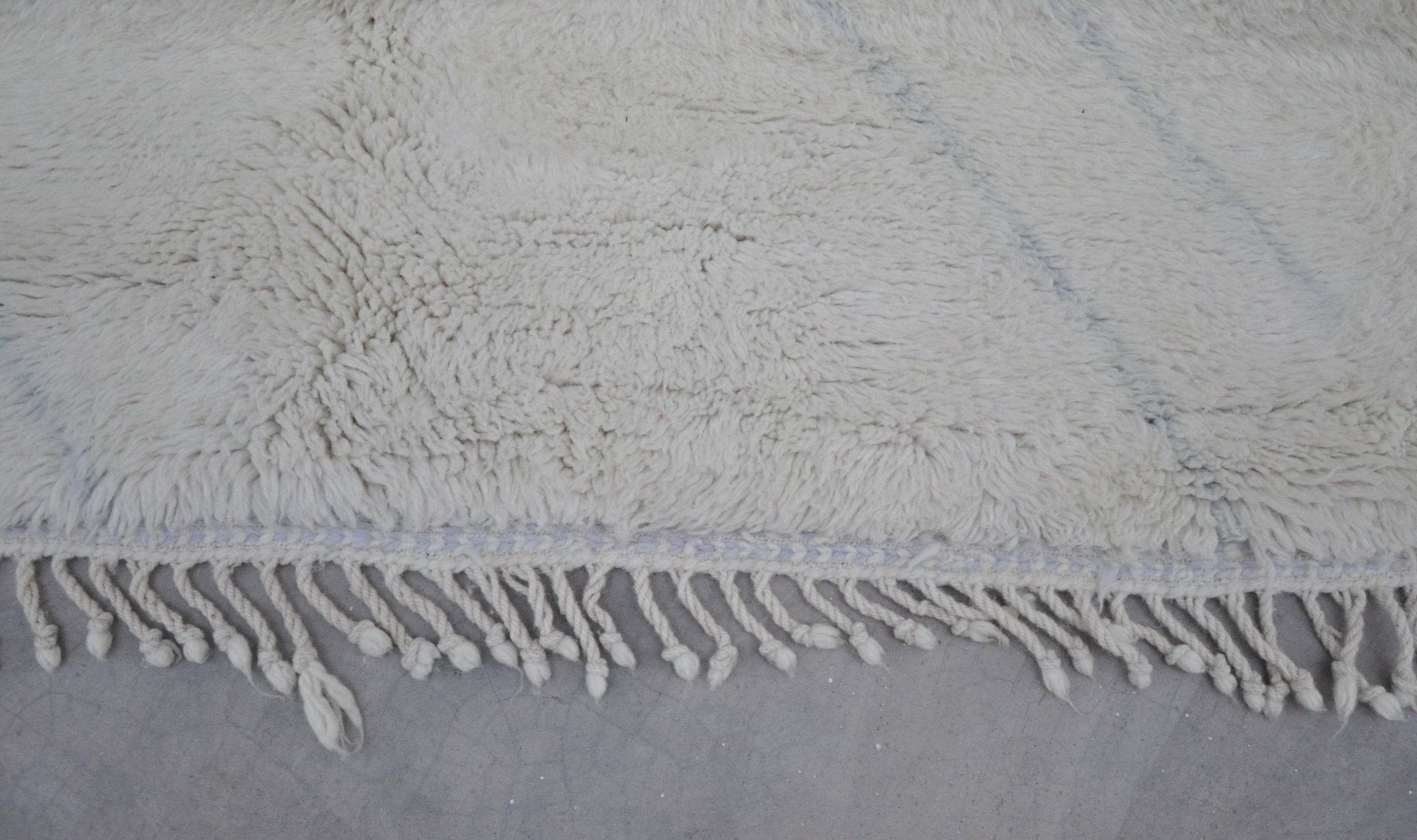 Fluffy Woven Rug Itto