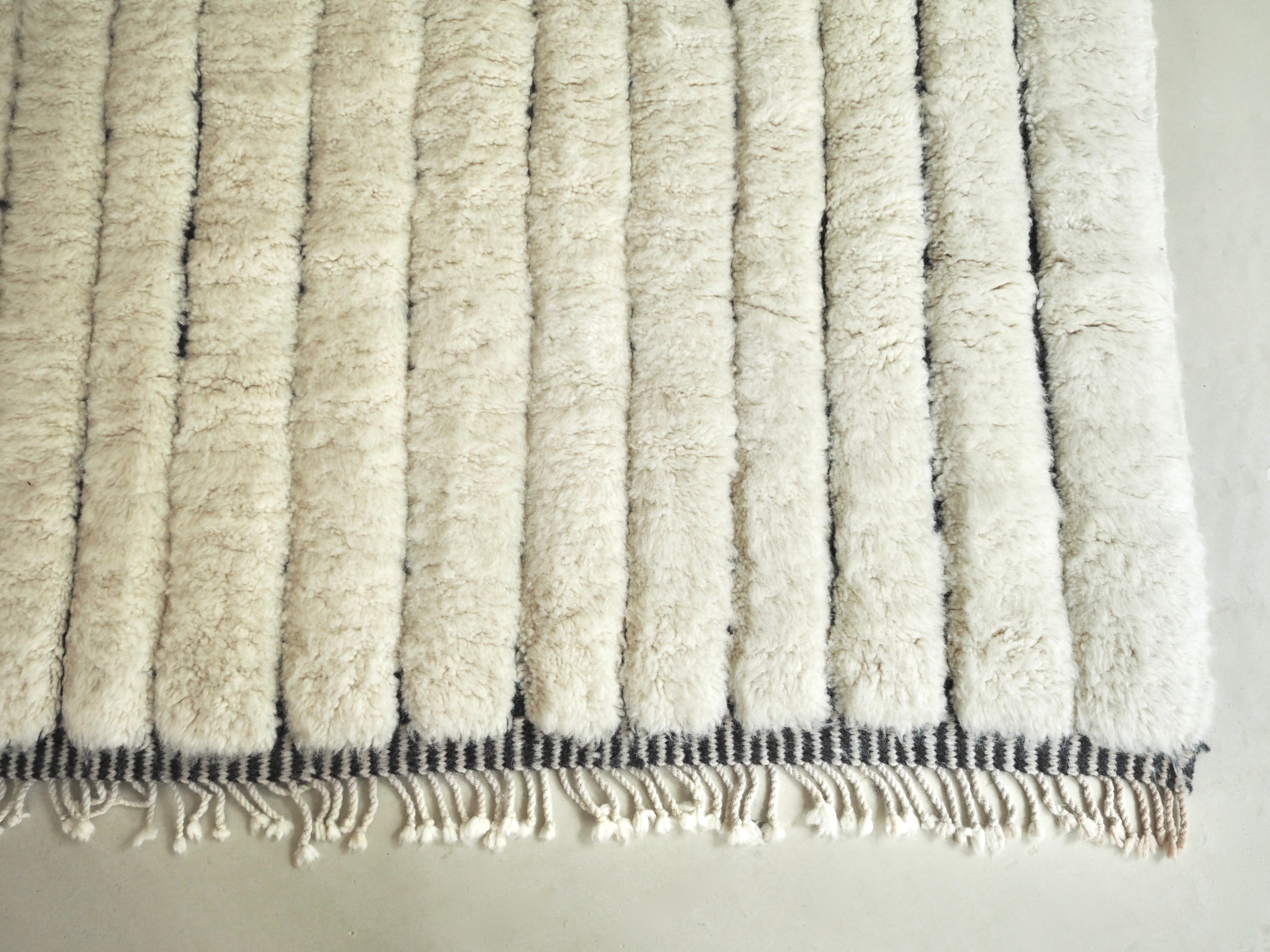 Fluffy Woven Rug Zohra – The Weavery Shop