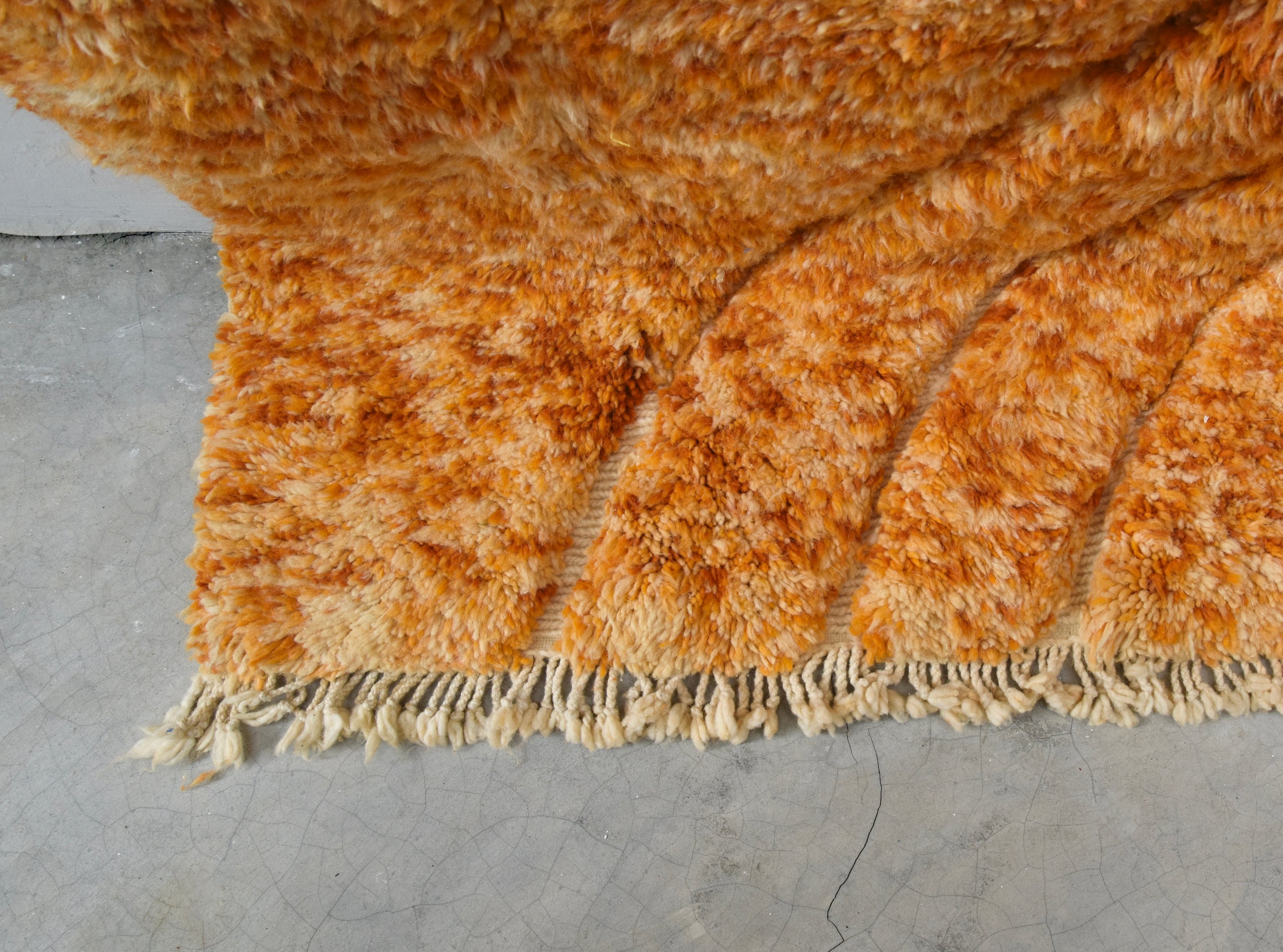 Fluffy Woven Rug Itto