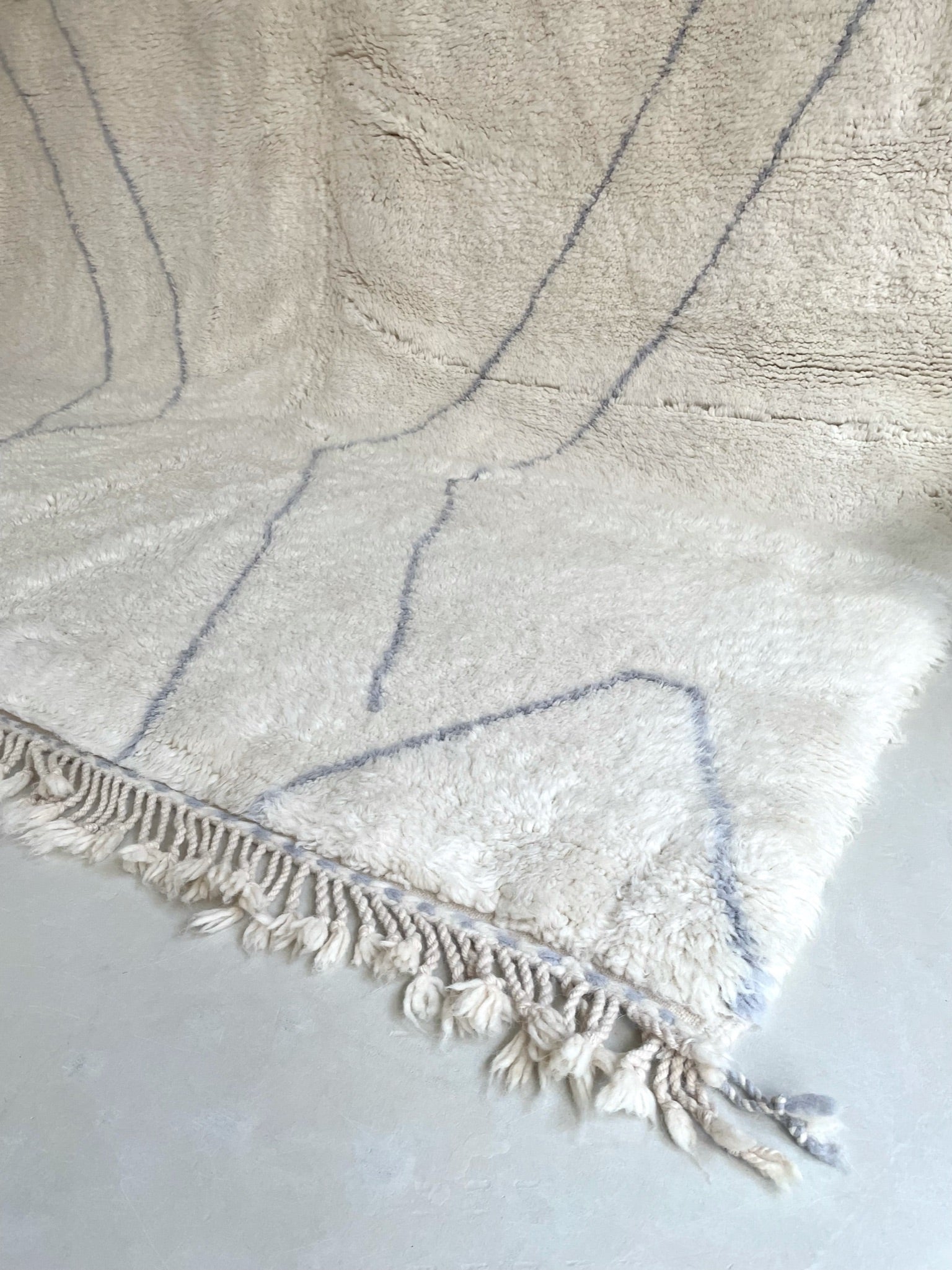 Fluffy Woven Rug Itto