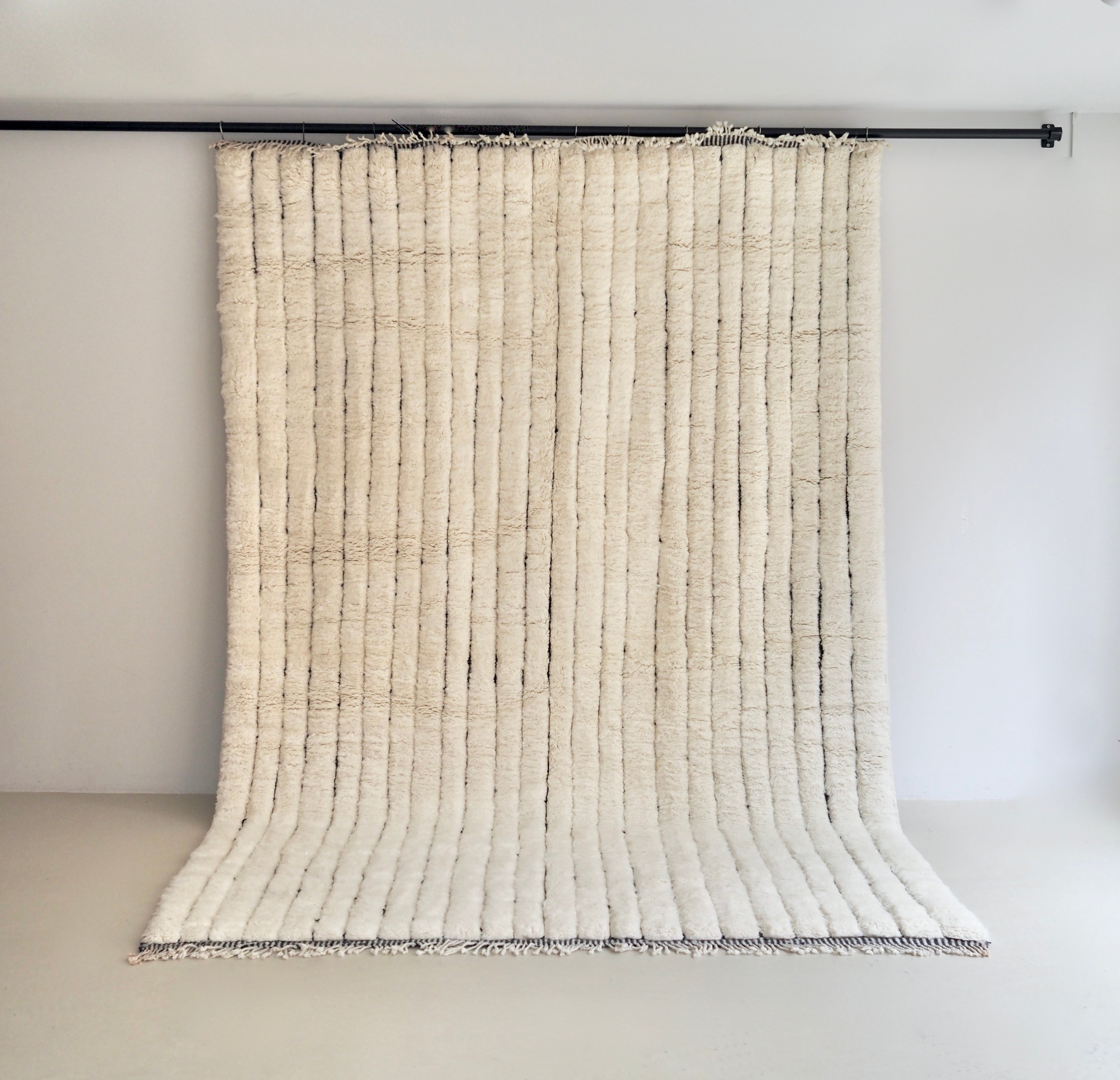 Fluffy Woven Rug Zohra – The Weavery Shop